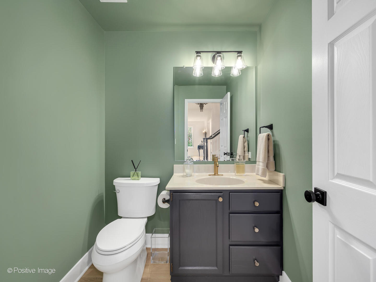 412 66th Street, Downers Grove, IL 60516