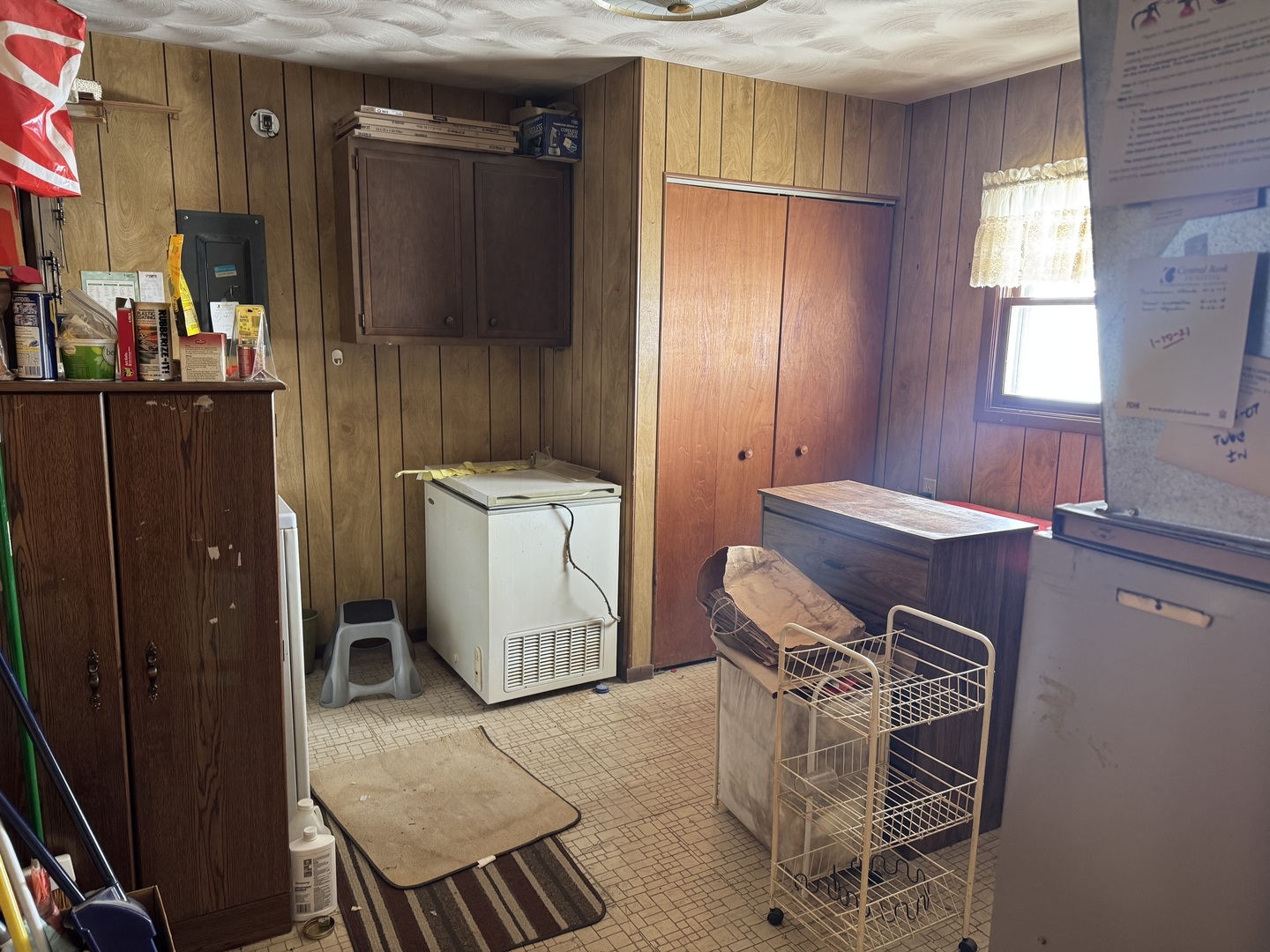 100 Hazelwood Drive, Wyanet, IL 61379