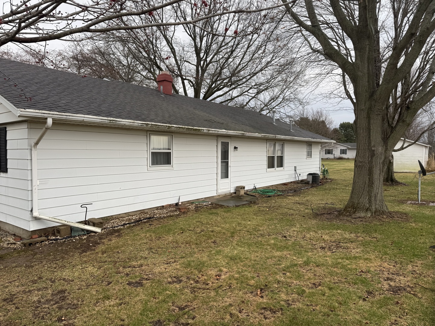 100 Hazelwood Drive, Wyanet, IL 61379