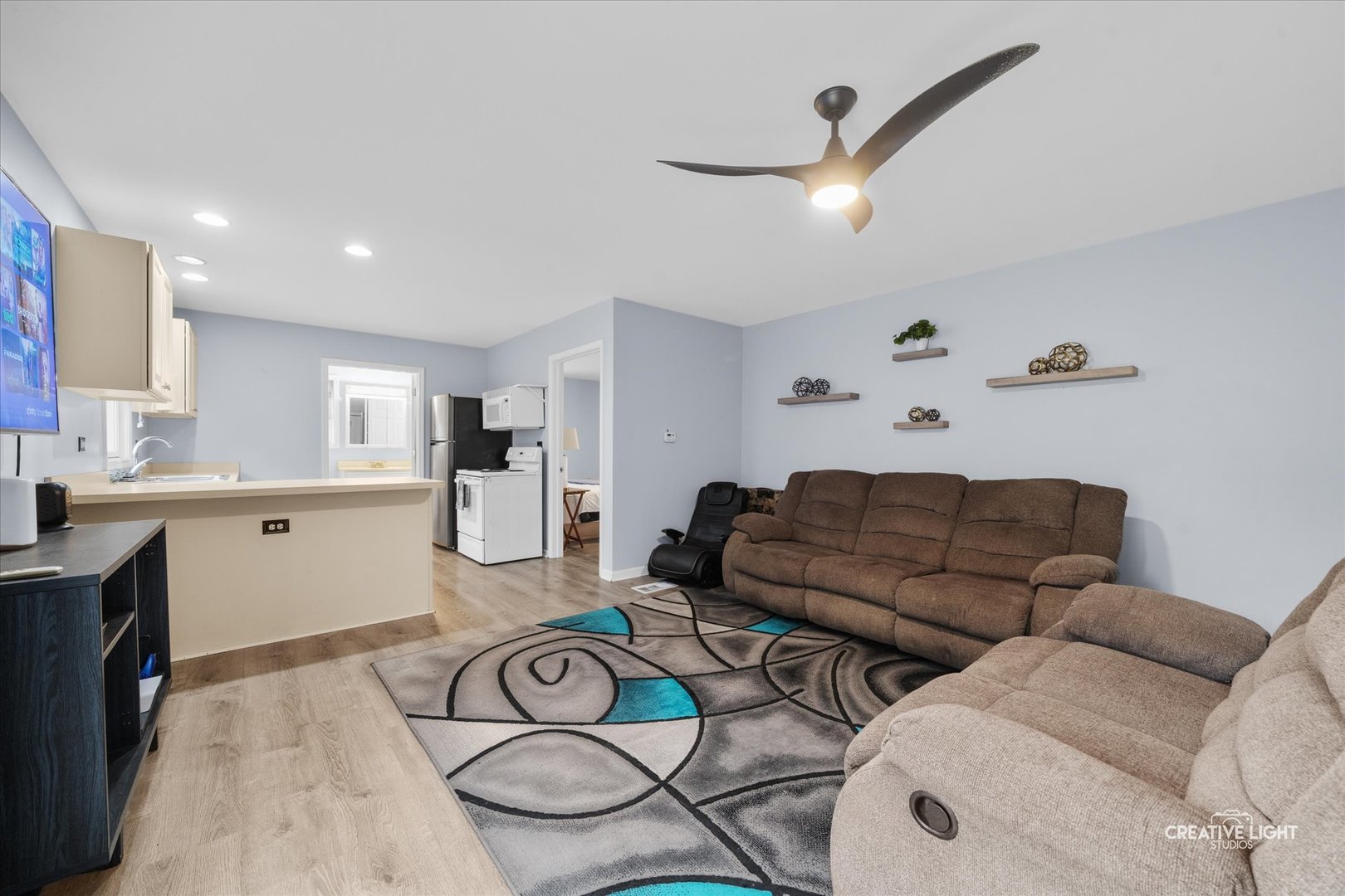 4217 Elm Street, Downers Grove, IL 60515