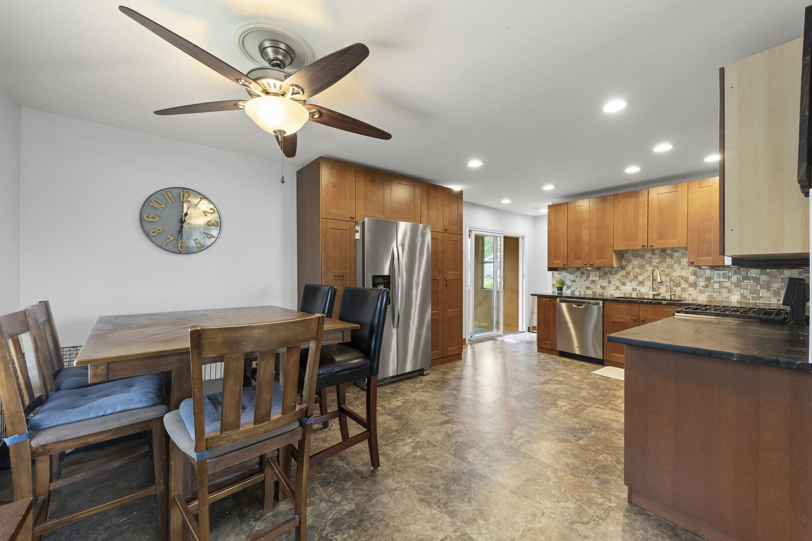 3029 Everglade Avenue, Woodridge, IL 60517