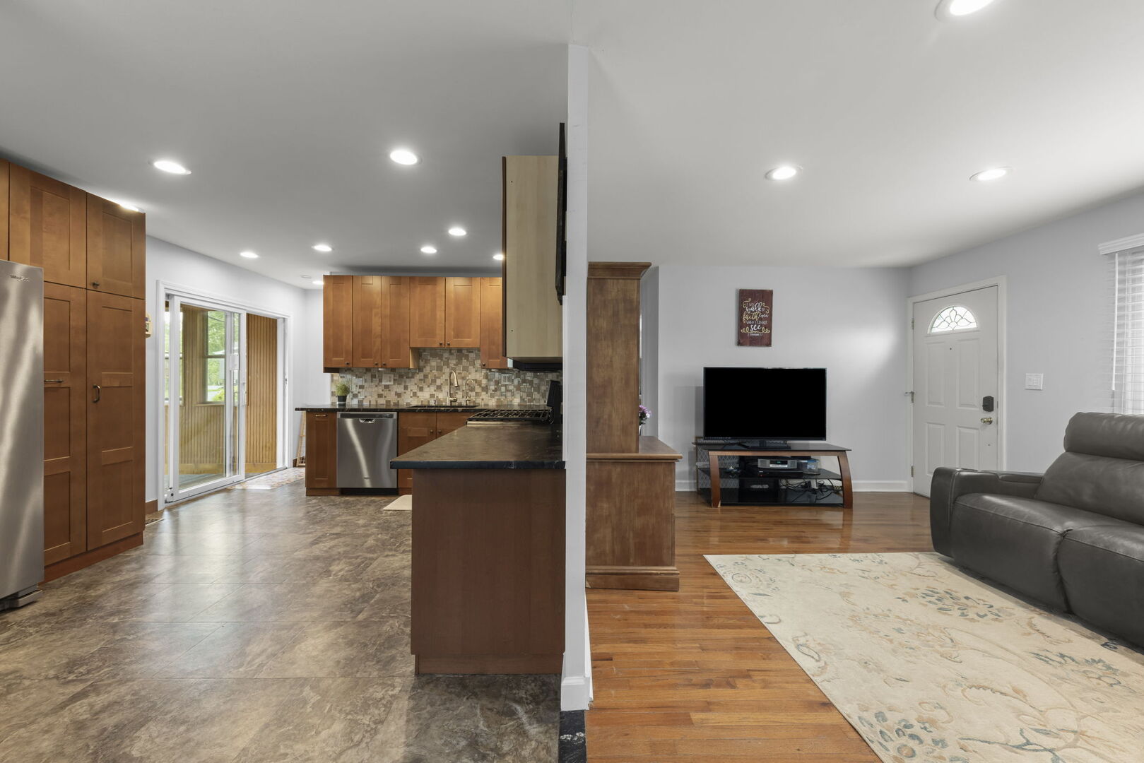 3029 Everglade Avenue, Woodridge, IL 60517