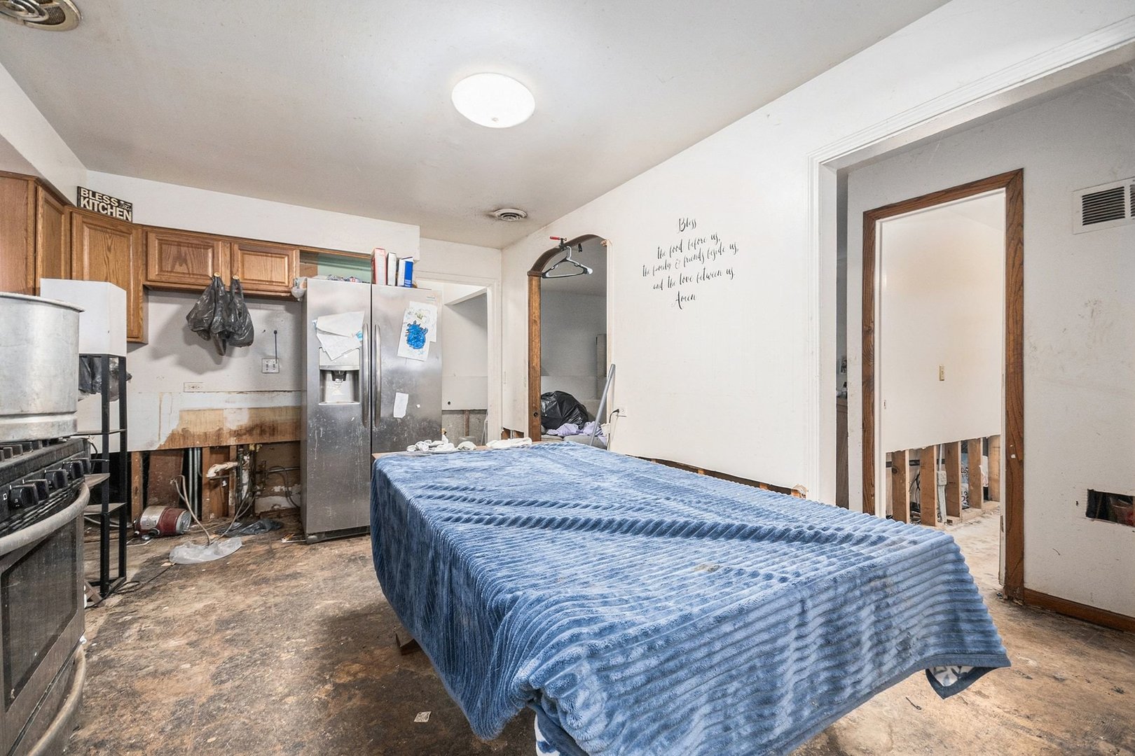 1241 S Elmwood Avenue, Waukegan, IL 60085