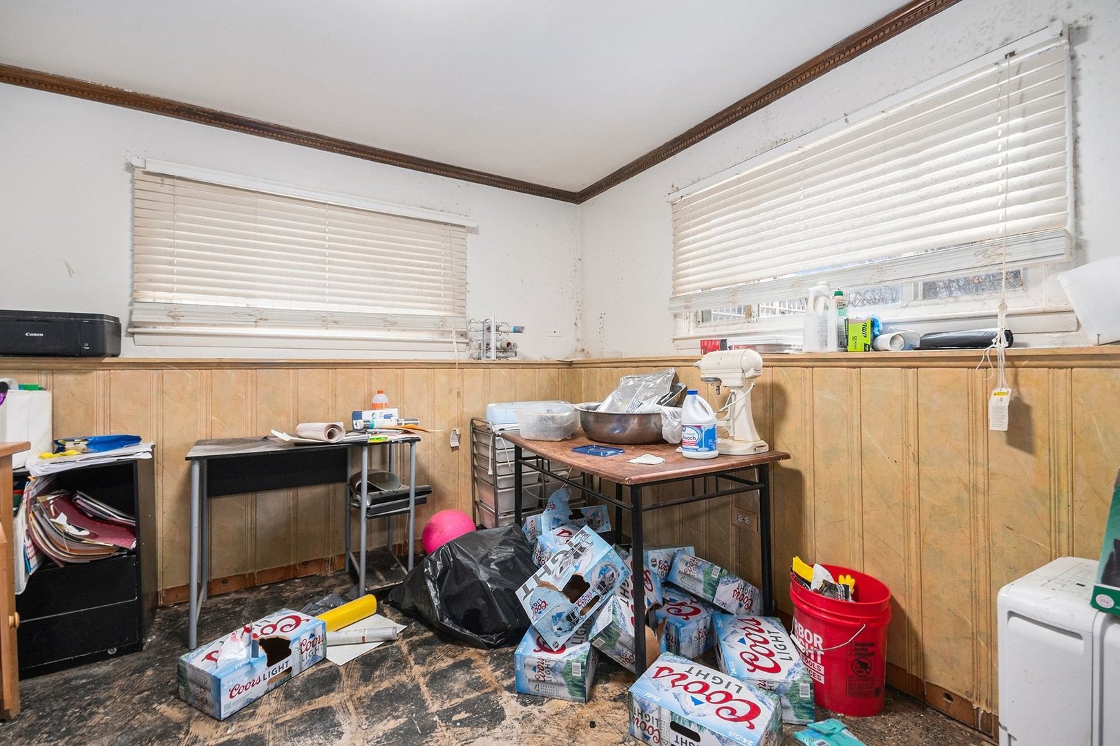 1241 S Elmwood Avenue, Waukegan, IL 60085