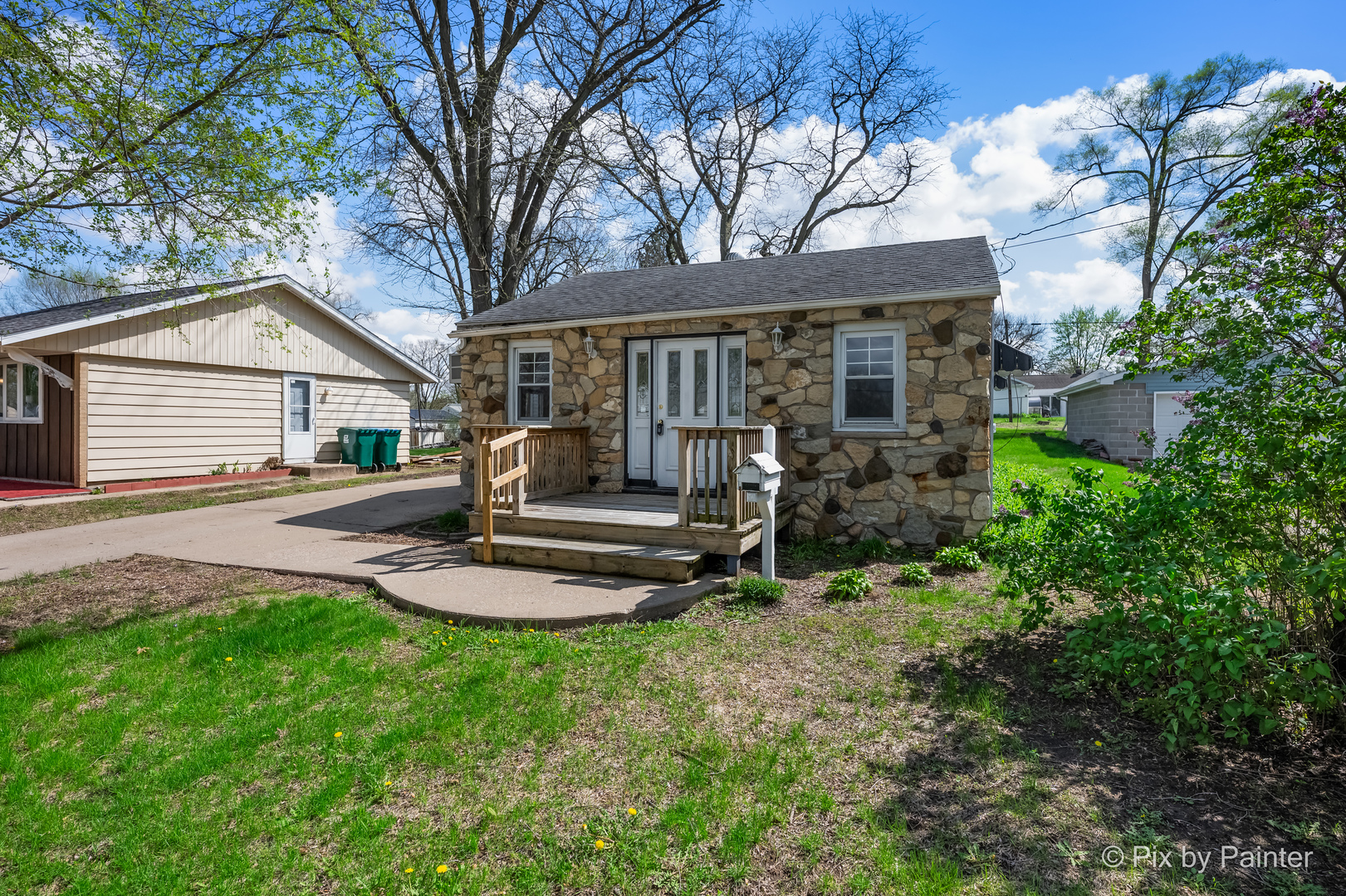 513 W 7th Street, Rock Falls, IL 61071