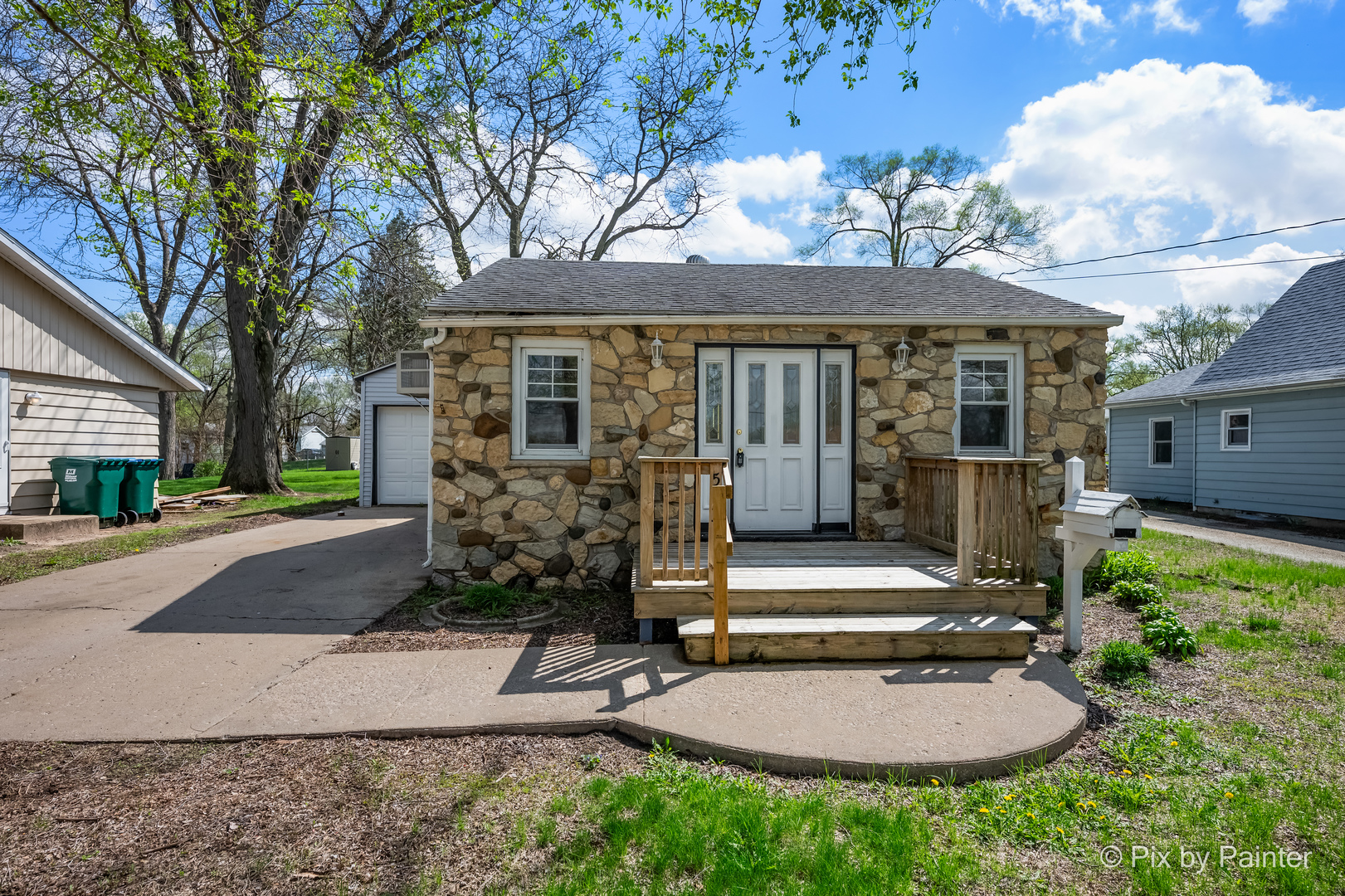513 W 7th Street, Rock Falls, IL 61071