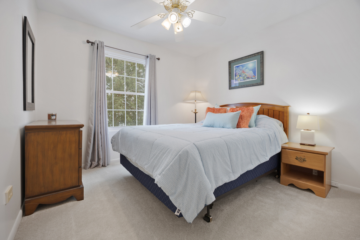 134 Bright Oaks Circle #134, Cary, IL 60013