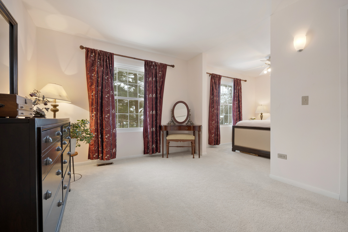 134 Bright Oaks Circle #134, Cary, IL 60013