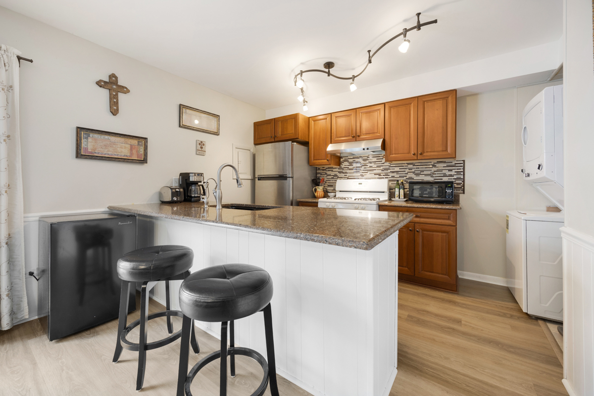 134 Bright Oaks Circle #134, Cary, IL 60013