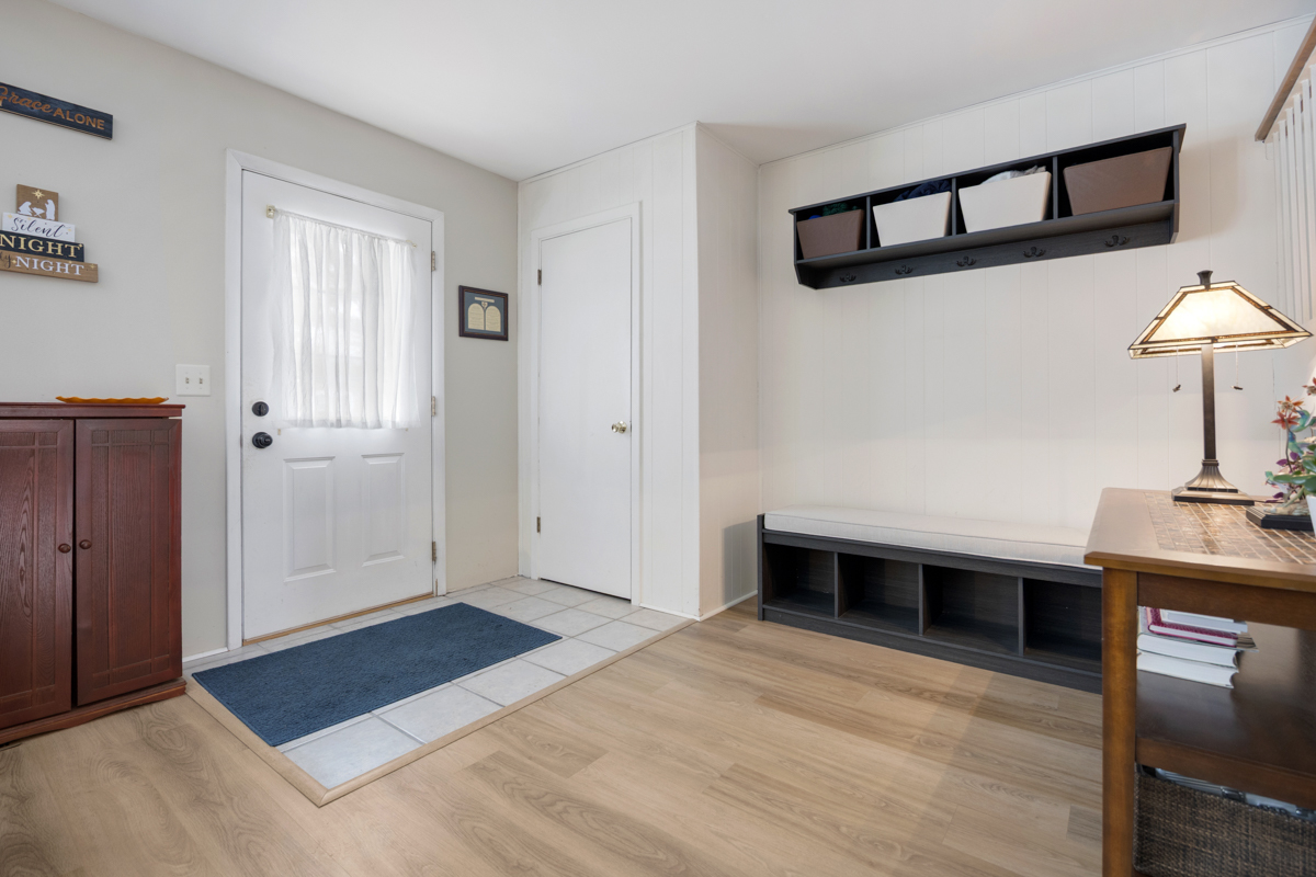 134 Bright Oaks Circle #134, Cary, IL 60013