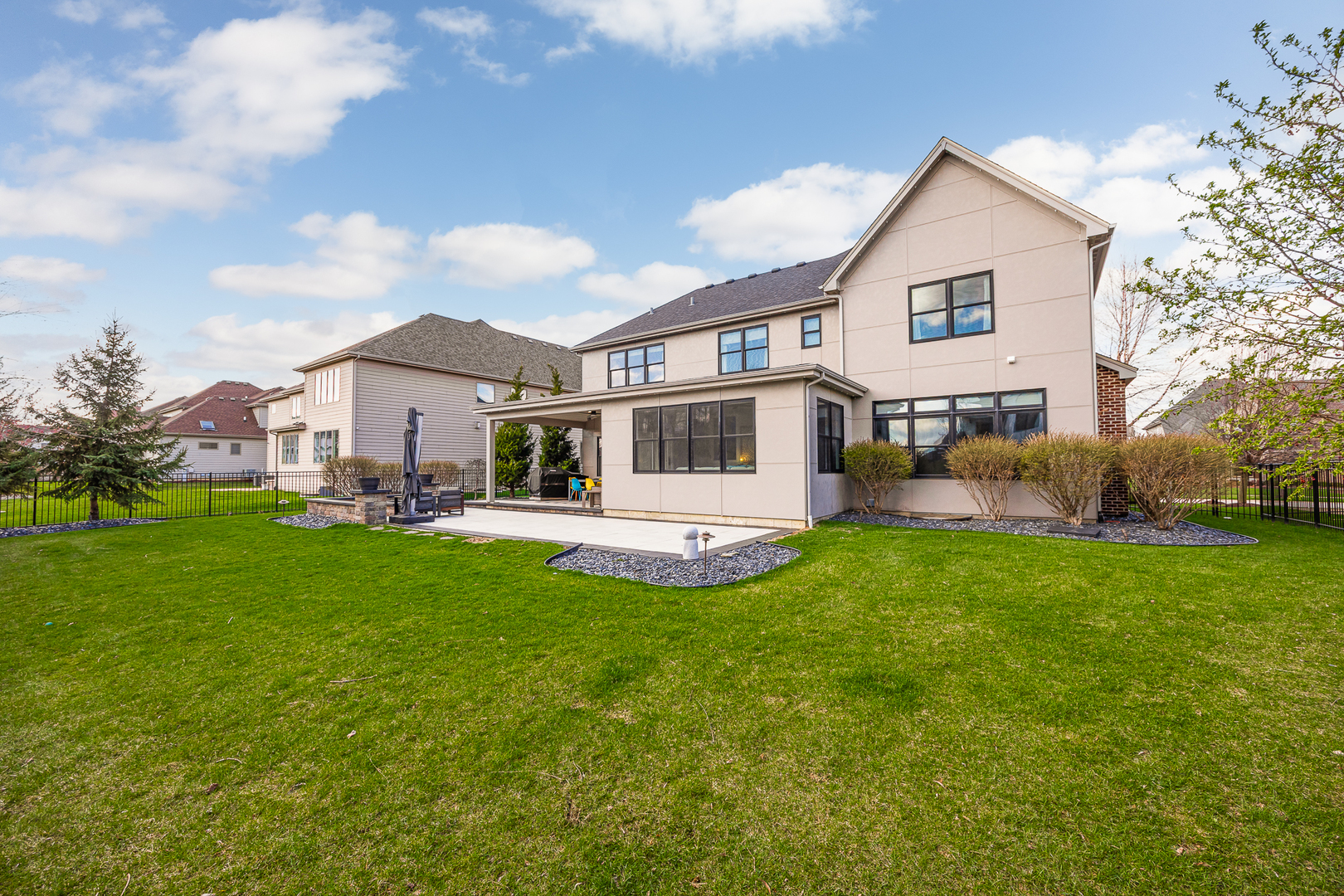 4328 Winterberry Avenue, Naperville, IL 60564