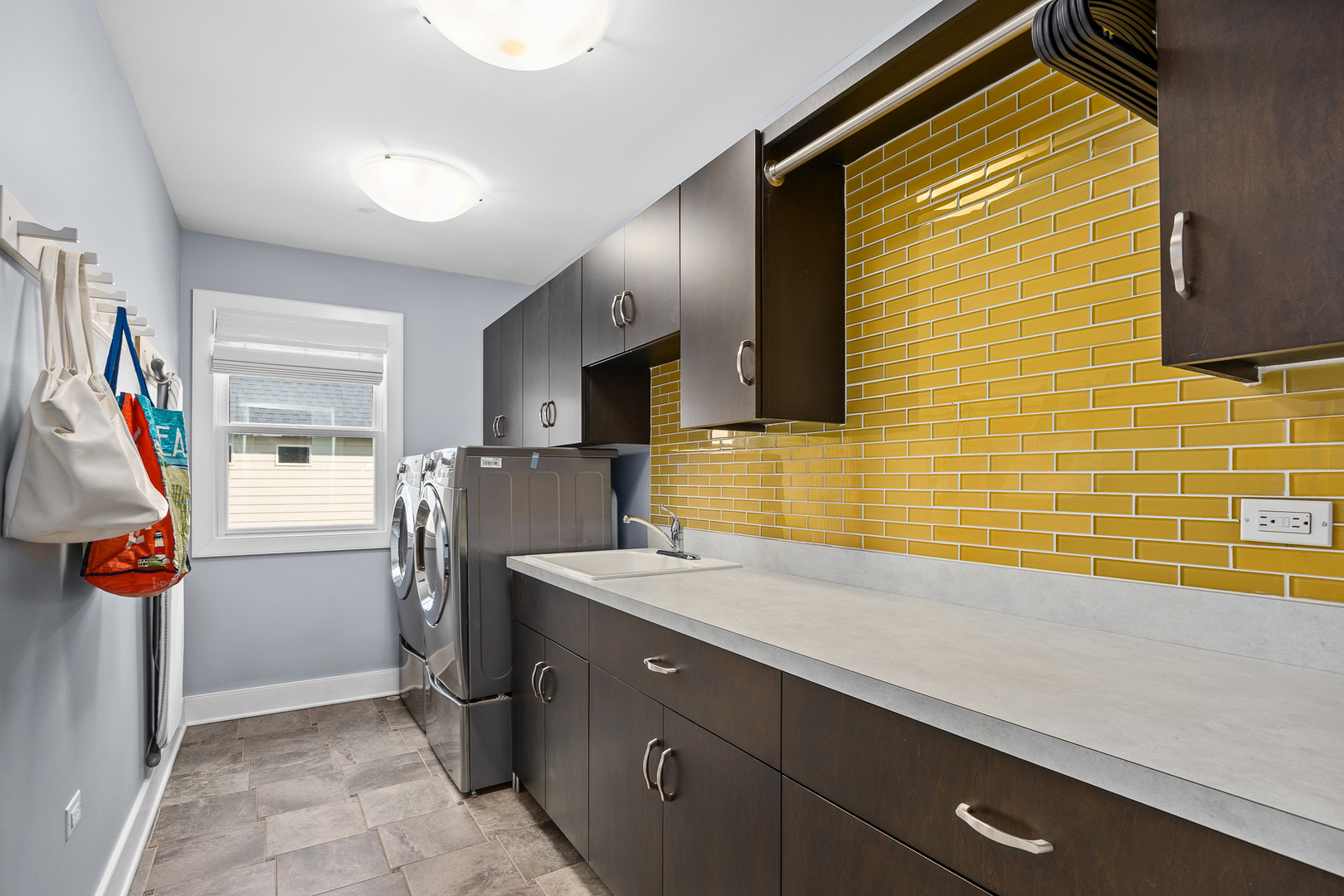 4328 Winterberry Avenue, Naperville, IL 60564