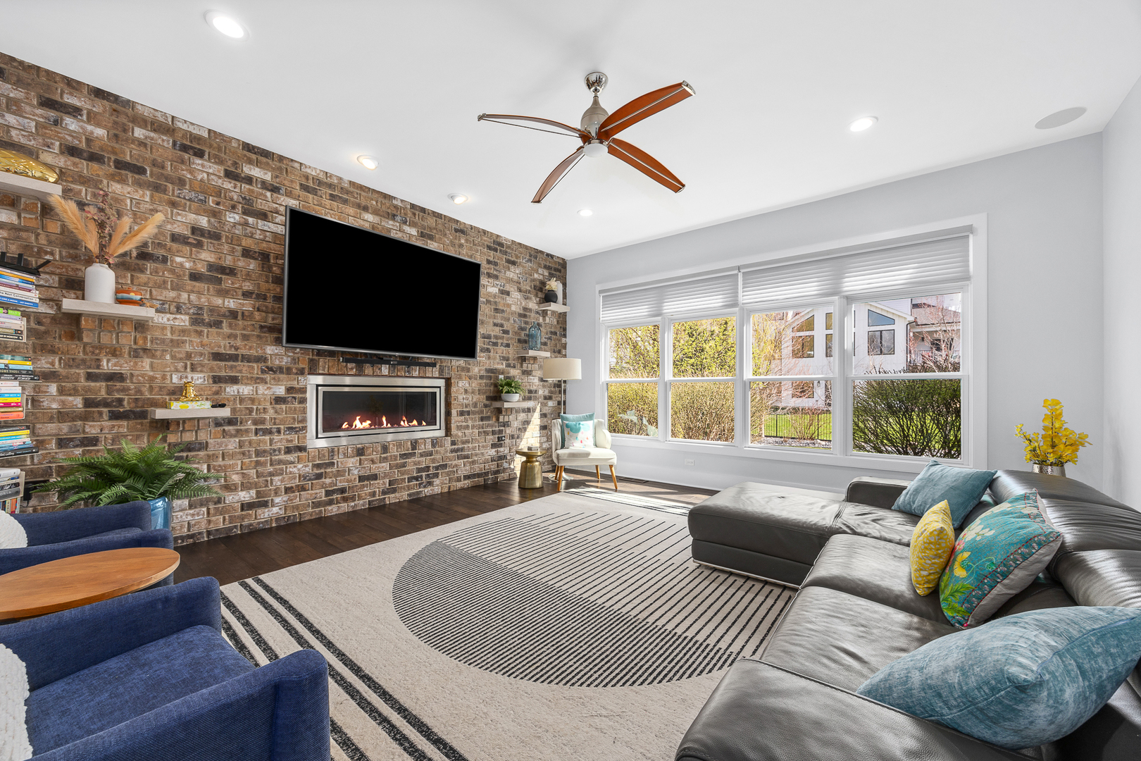 4328 Winterberry Avenue, Naperville, IL 60564