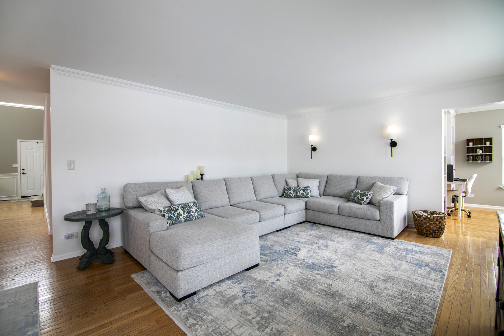 1675 Rosehall Lane, Elgin, IL 60123