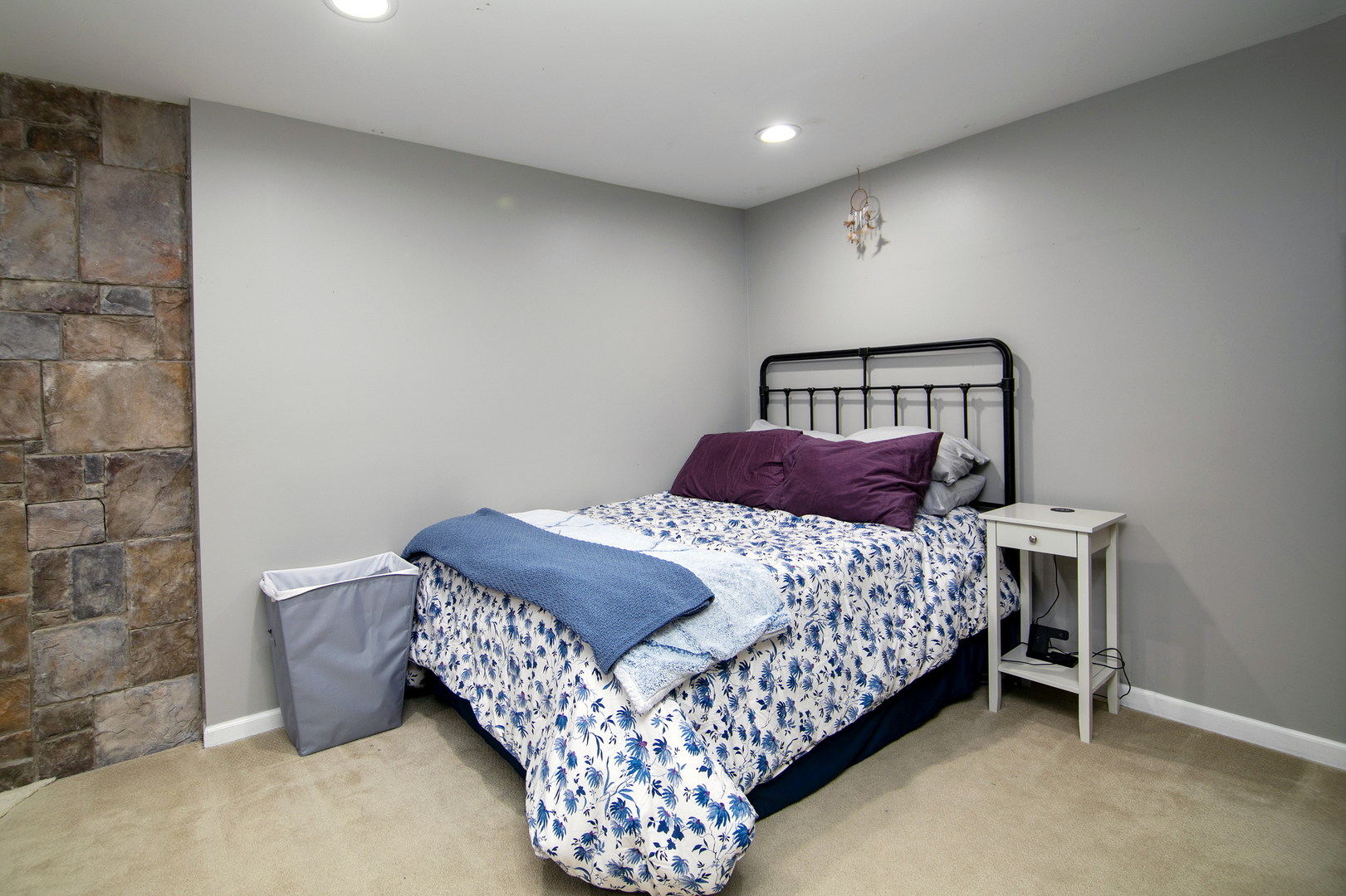 1675 Rosehall Lane, Elgin, IL 60123