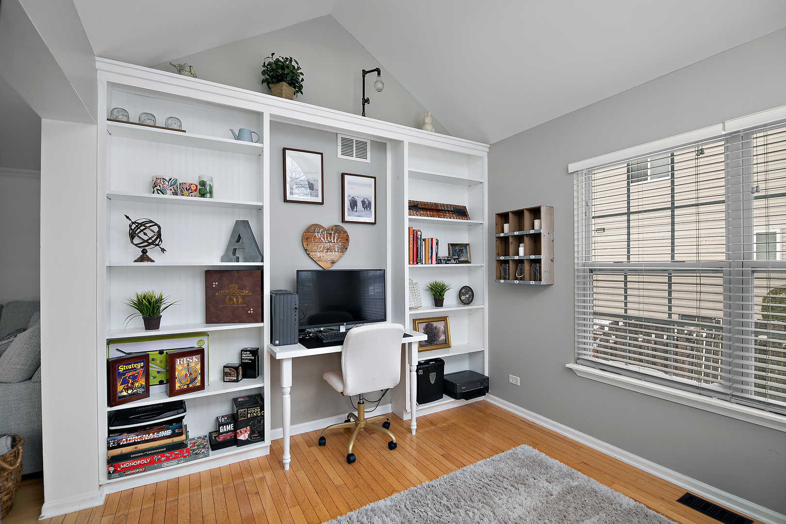 1675 Rosehall Lane, Elgin, IL 60123