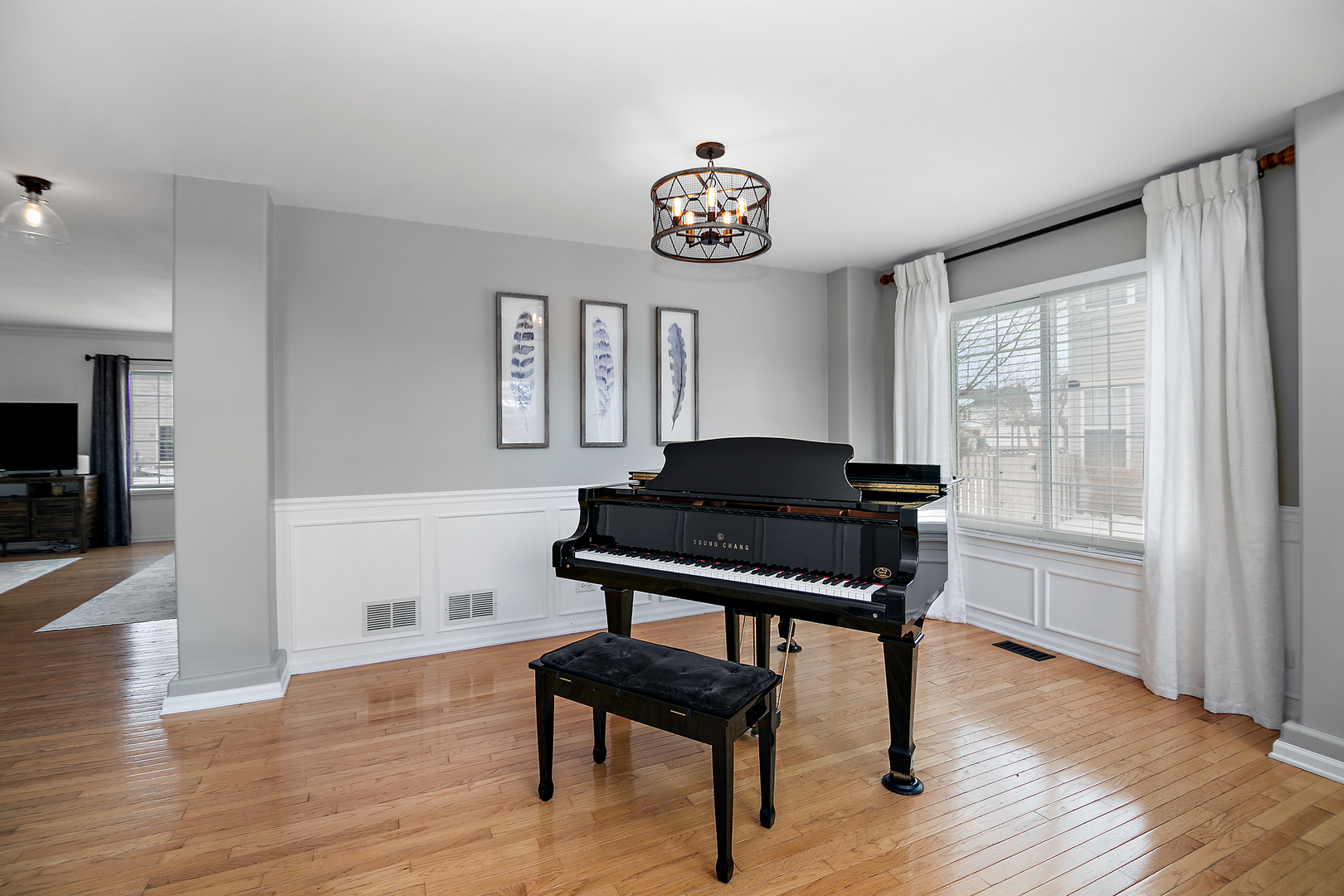 1675 Rosehall Lane, Elgin, IL 60123