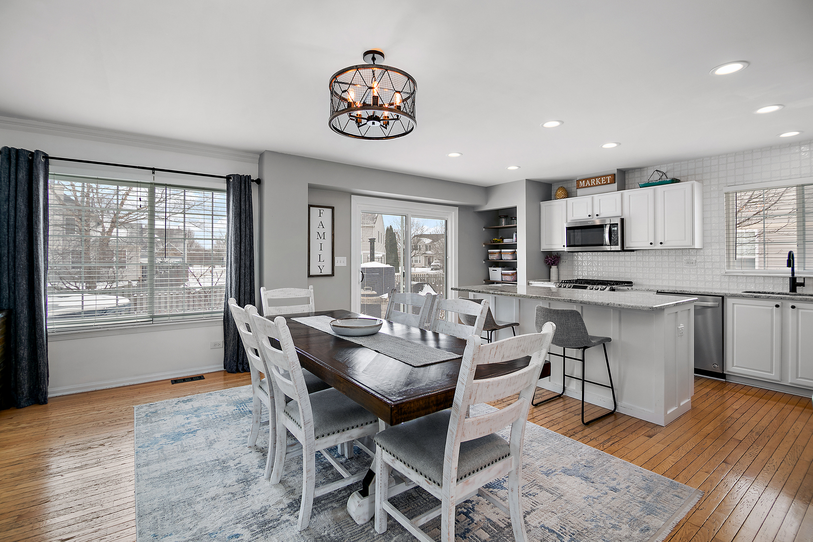 1675 Rosehall Lane, Elgin, IL 60123