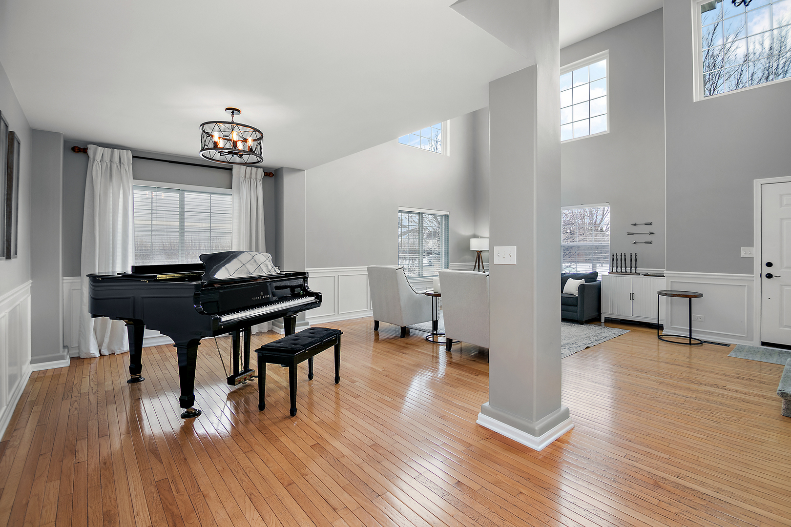 1675 Rosehall Lane, Elgin, IL 60123