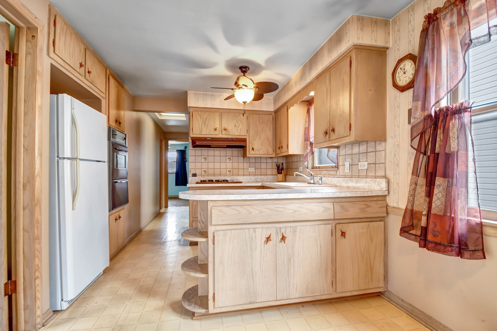 5123 S Lotus Avenue, Chicago, IL 60638