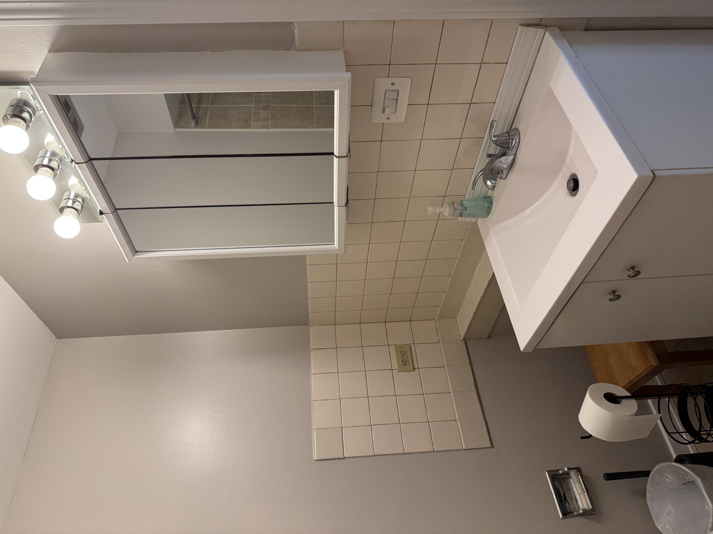 7033 99th Street #2-E, Chicago Ridge, IL 60415