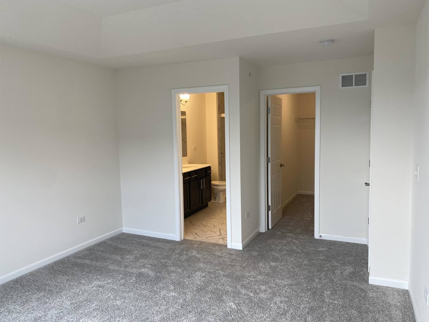 29w710 Cambridge Court, Warrenville, IL 60555