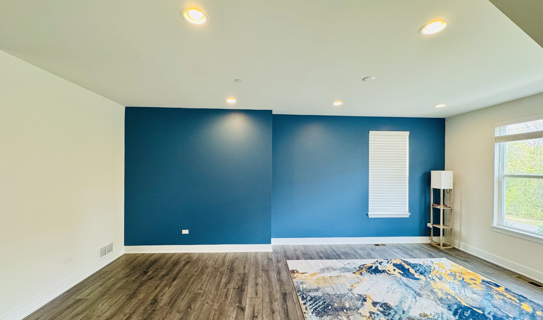 29w710 Cambridge Court, Warrenville, IL 60555