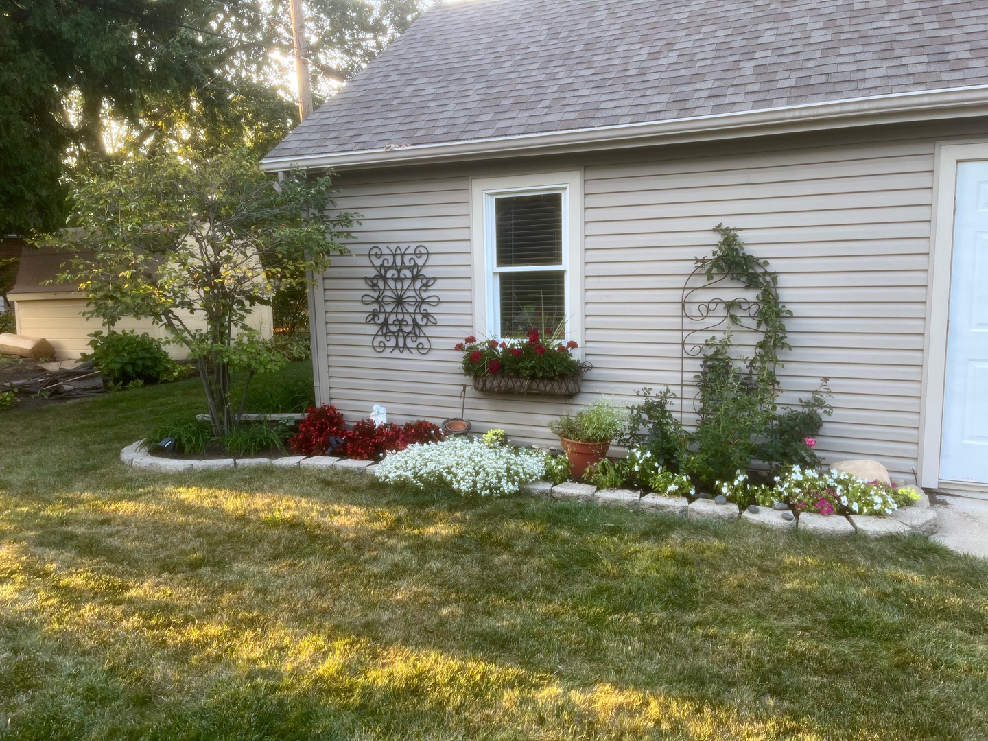 416 N Rush Street, Itasca, IL 60143