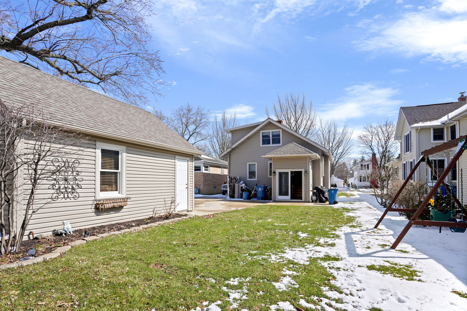 416 N Rush Street, Itasca, IL 60143