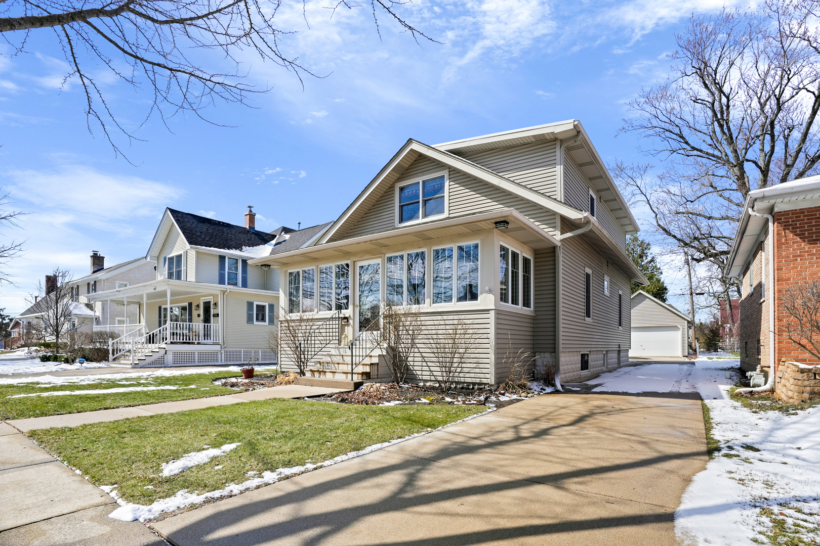 416 N Rush Street, Itasca, IL 60143