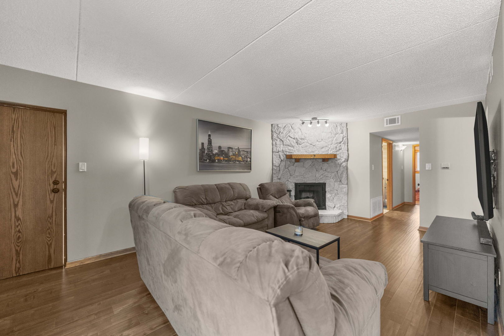 16819 81st Avenue #1S, Tinley Park, IL 60477