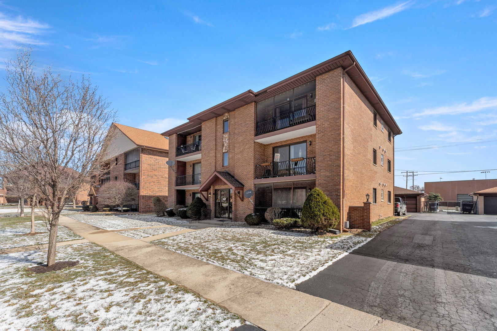 16819 81st Avenue #1S, Tinley Park, IL 60477