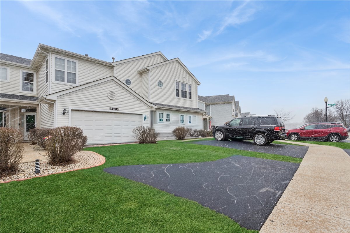14902 W Victoria Crossing, Lockport, IL 60441