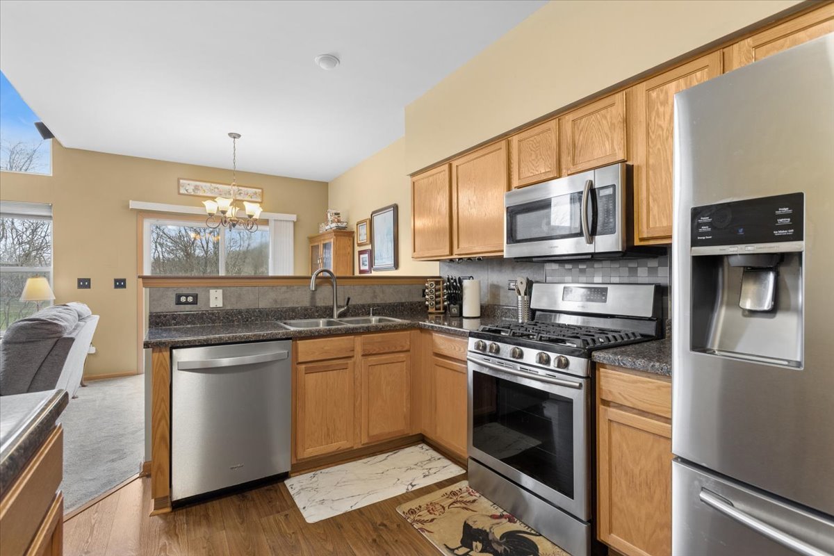 14902 W Victoria Crossing, Lockport, IL 60441