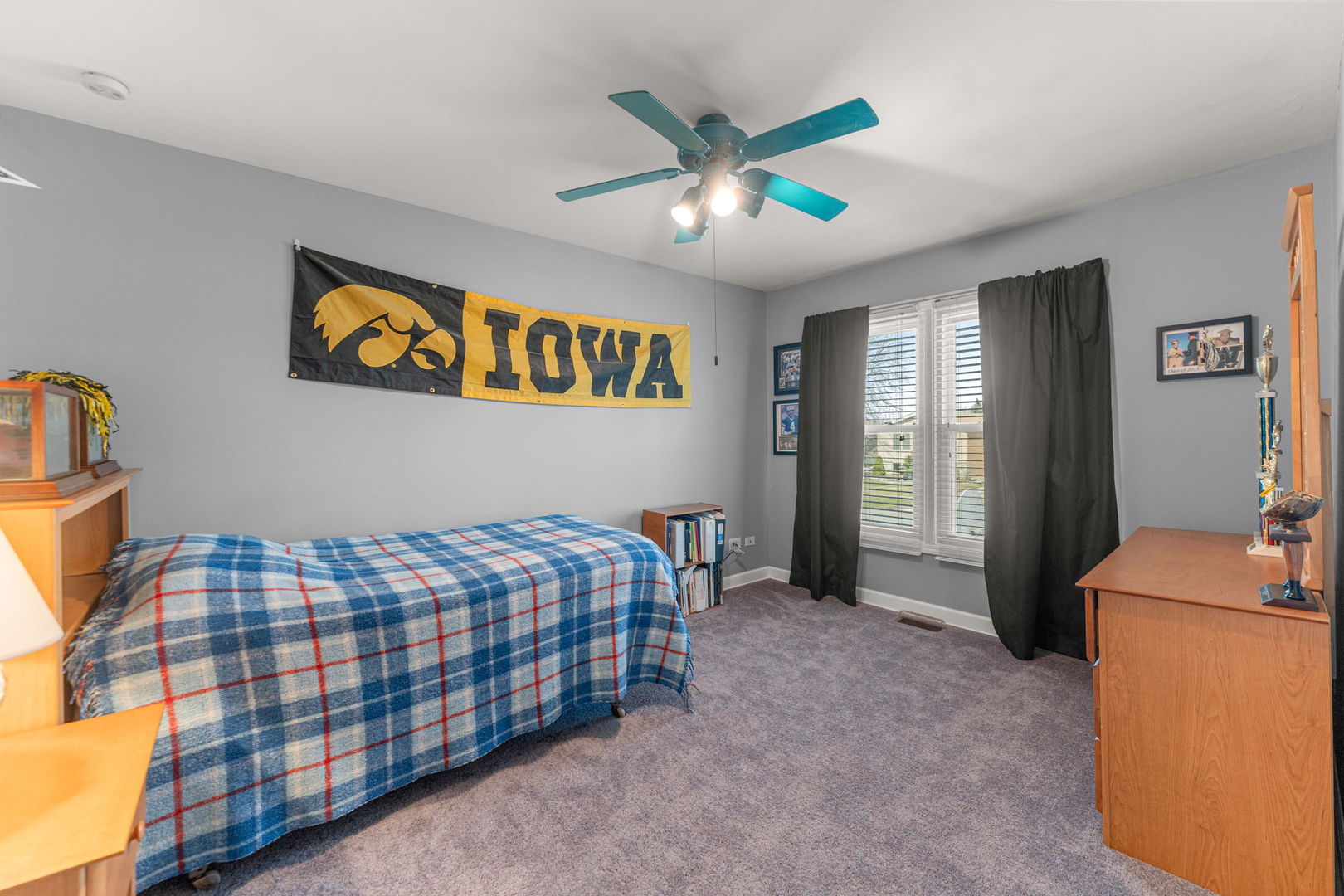 7545 W Hickory Creek Drive, Frankfort, IL 60423