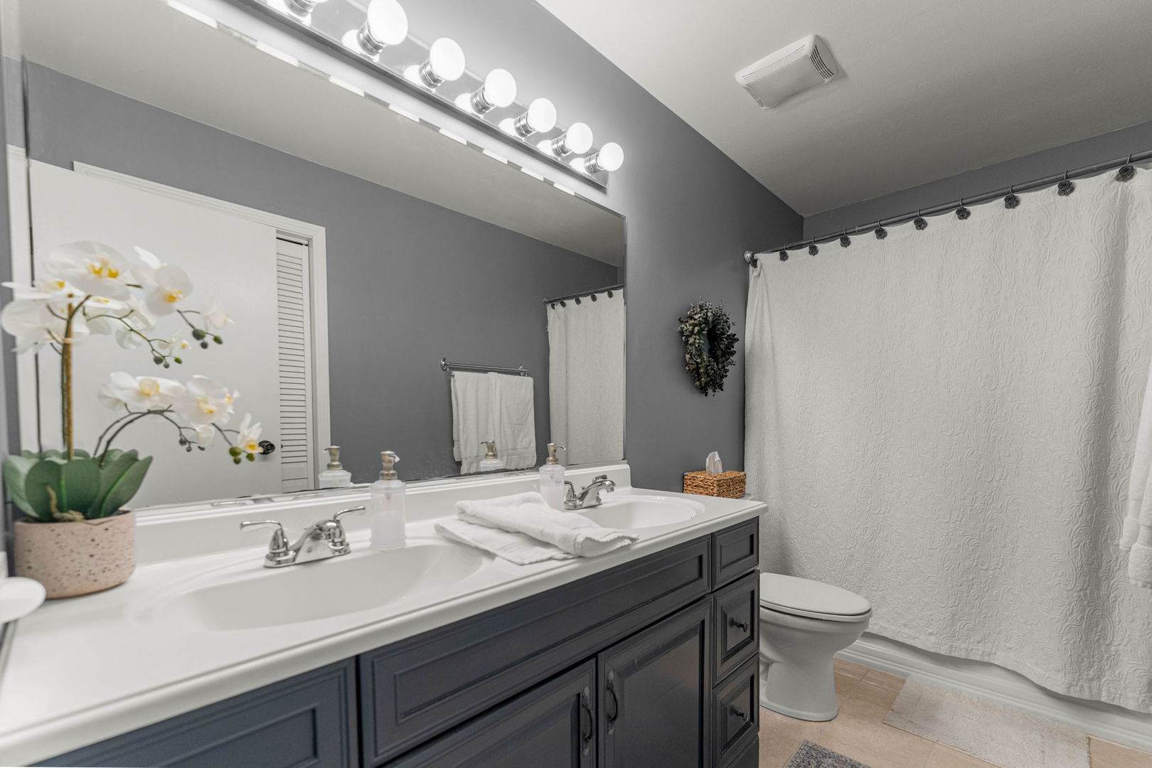 7545 W Hickory Creek Drive, Frankfort, IL 60423