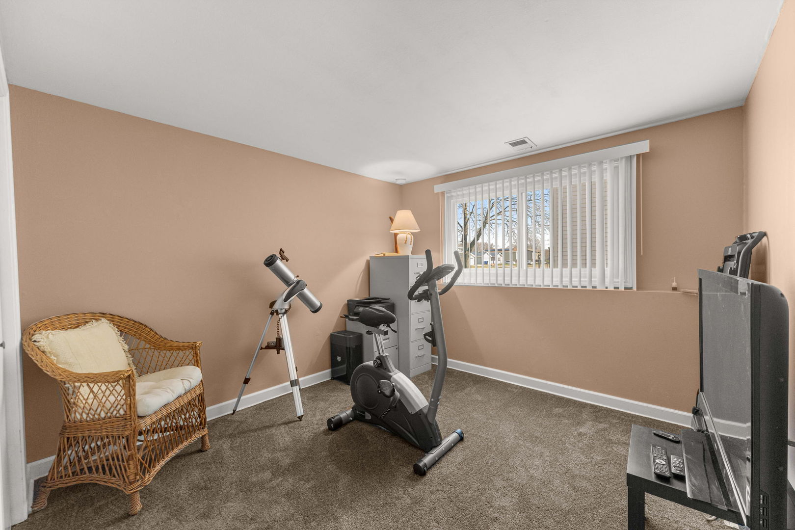 7545 W Hickory Creek Drive, Frankfort, IL 60423