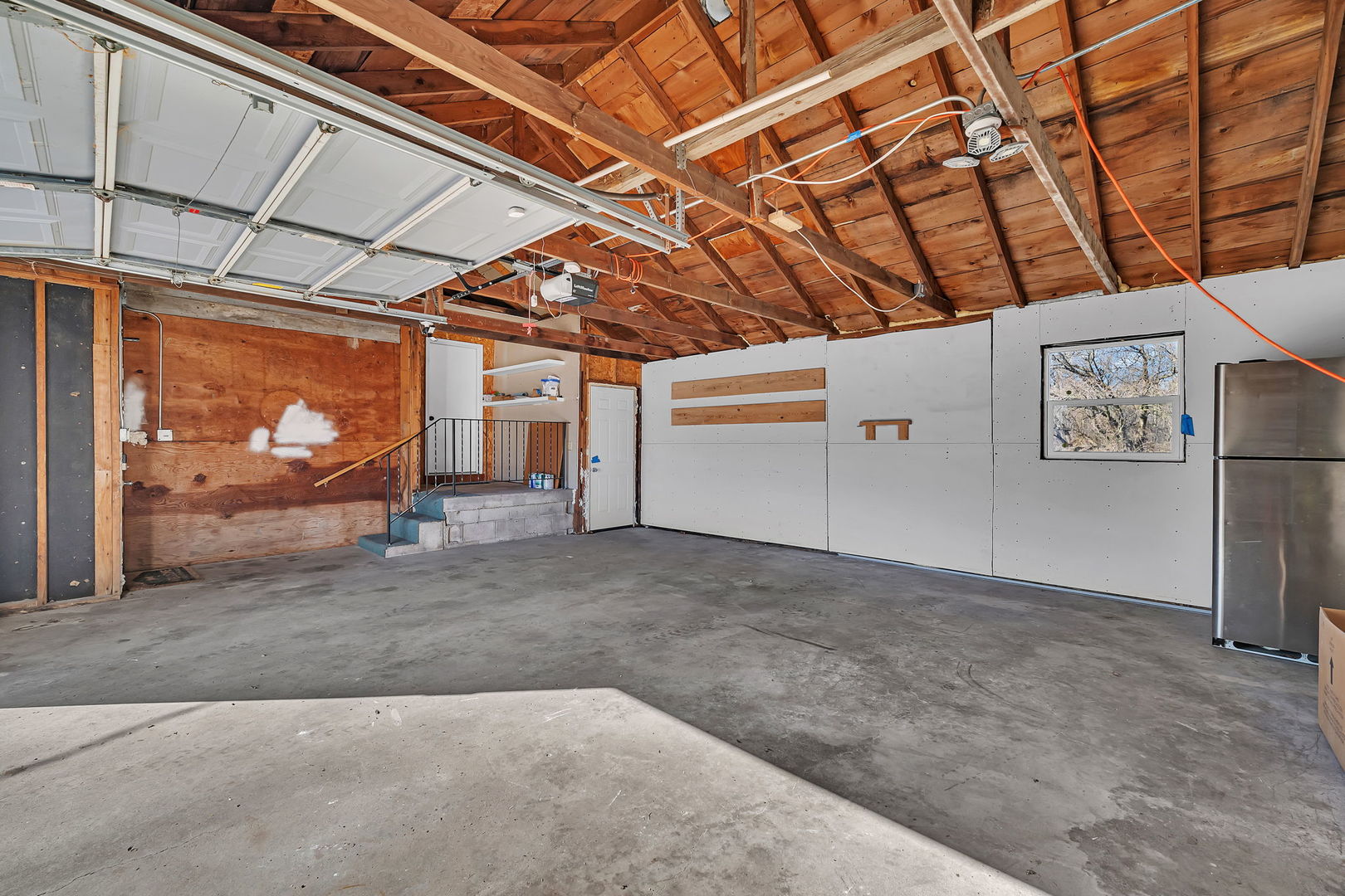 25530 S Canal Street, Channahon, IL 60410