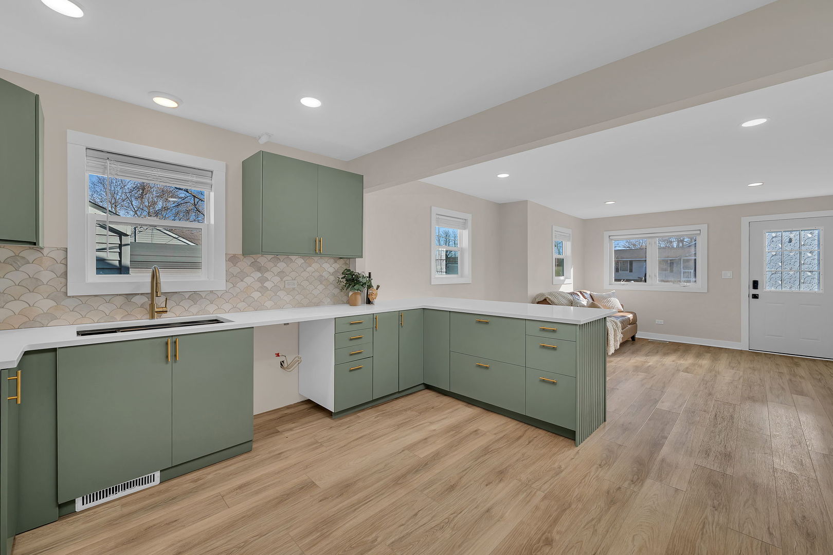 25530 S Canal Street, Channahon, IL 60410