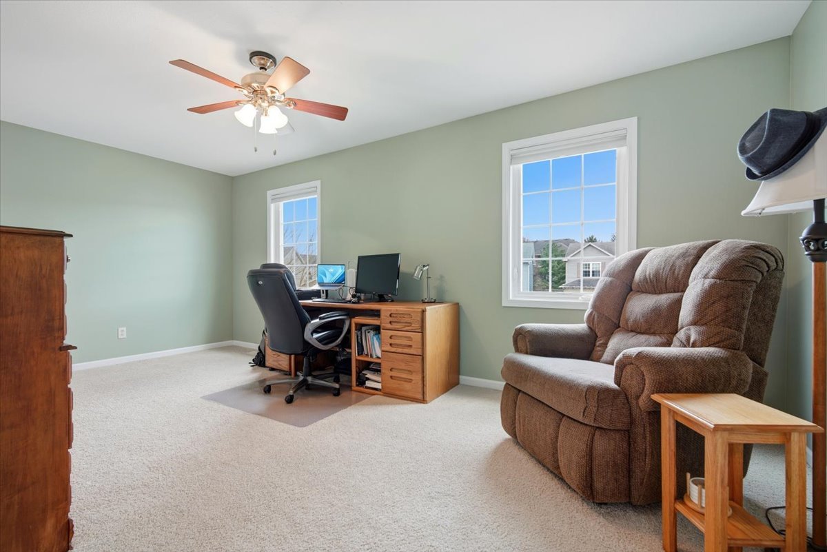 2429 Grey Fox Trail, Bloomington, IL 61705