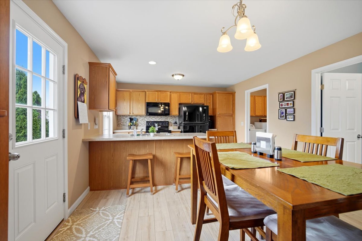 2429 Grey Fox Trail, Bloomington, IL 61705