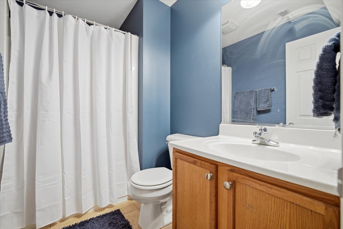 2429 Grey Fox Trail, Bloomington, IL 61705