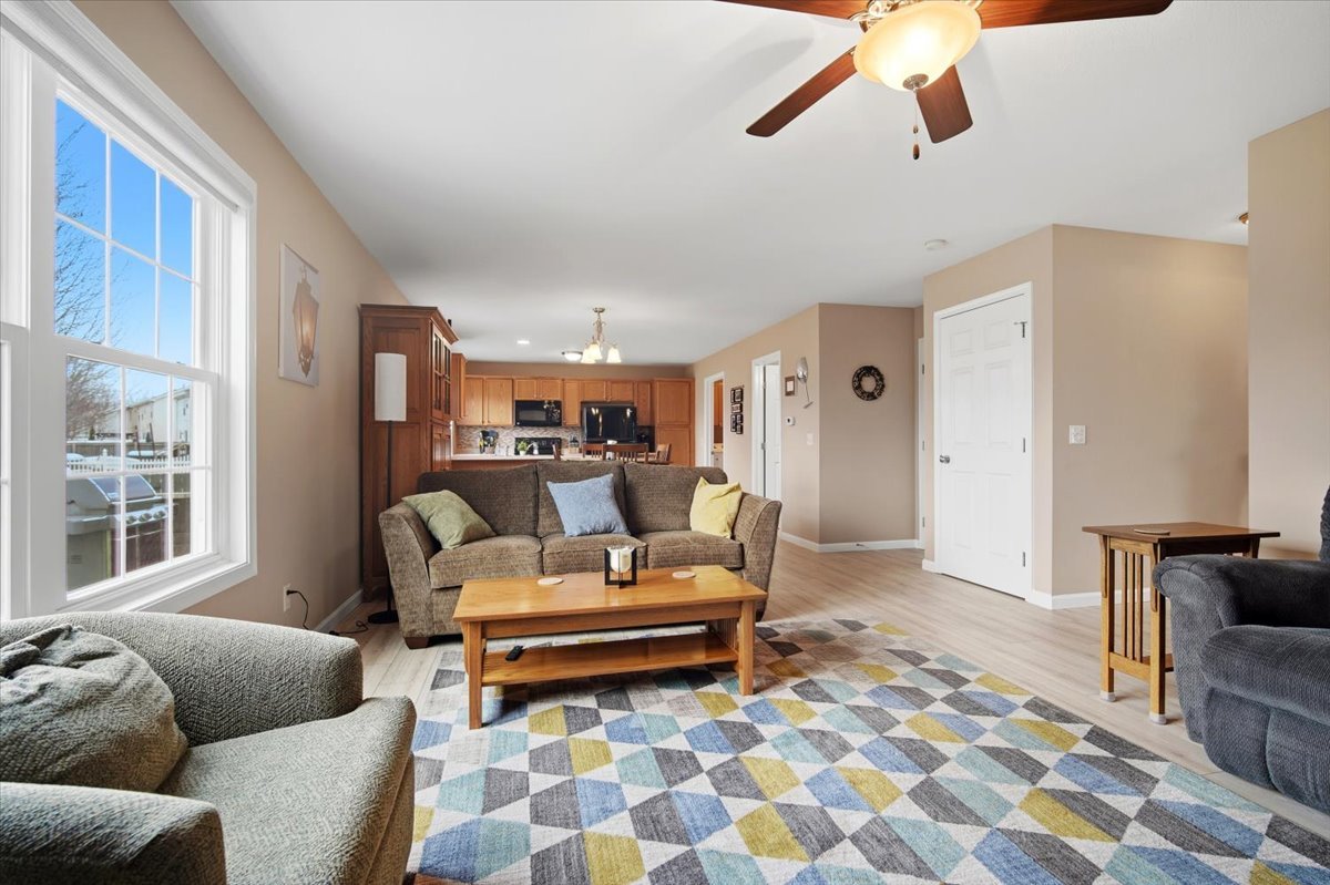 2429 Grey Fox Trail, Bloomington, IL 61705