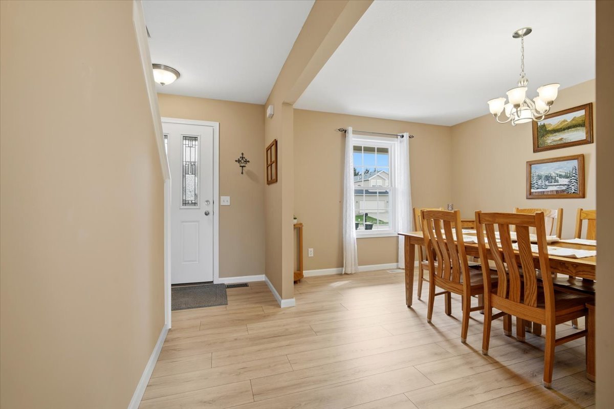 2429 Grey Fox Trail, Bloomington, IL 61705