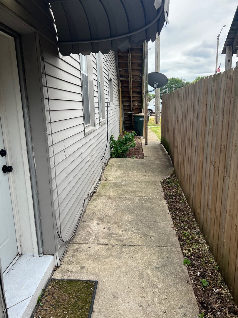 590 E Division Street #1A, Coal City, IL 60416