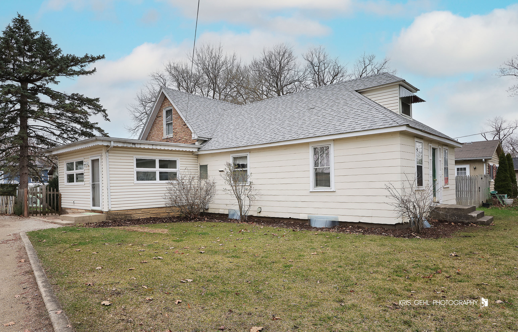 35694 N Laurel Avenue, Ingleside, IL 60041