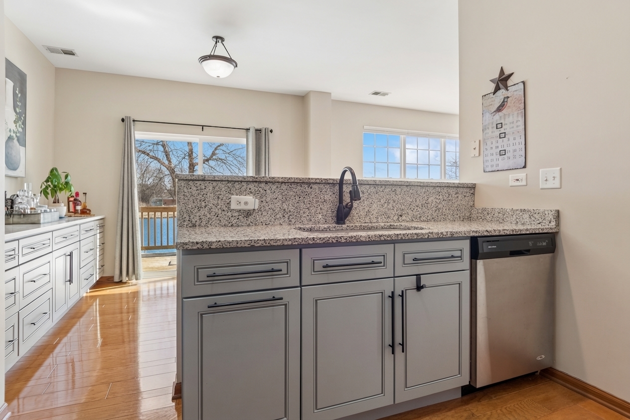 844 Donelson Court, Naperville, IL 60563