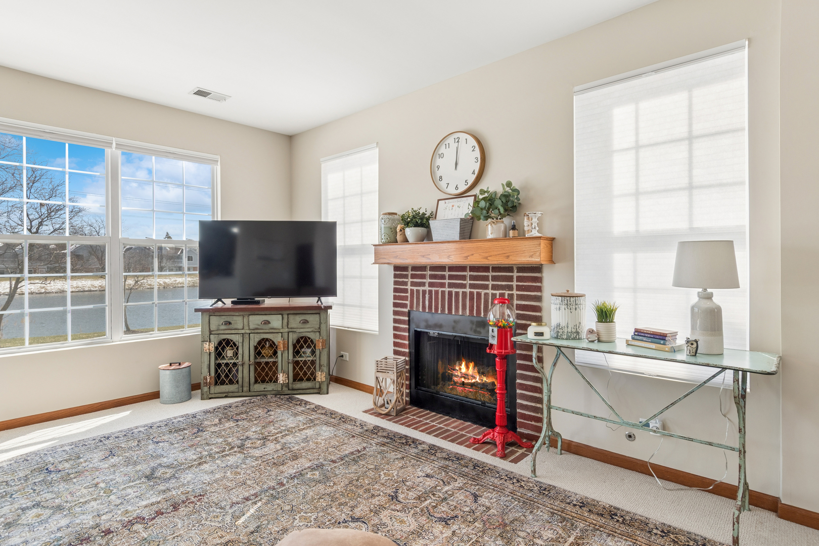 844 Donelson Court, Naperville, IL 60563