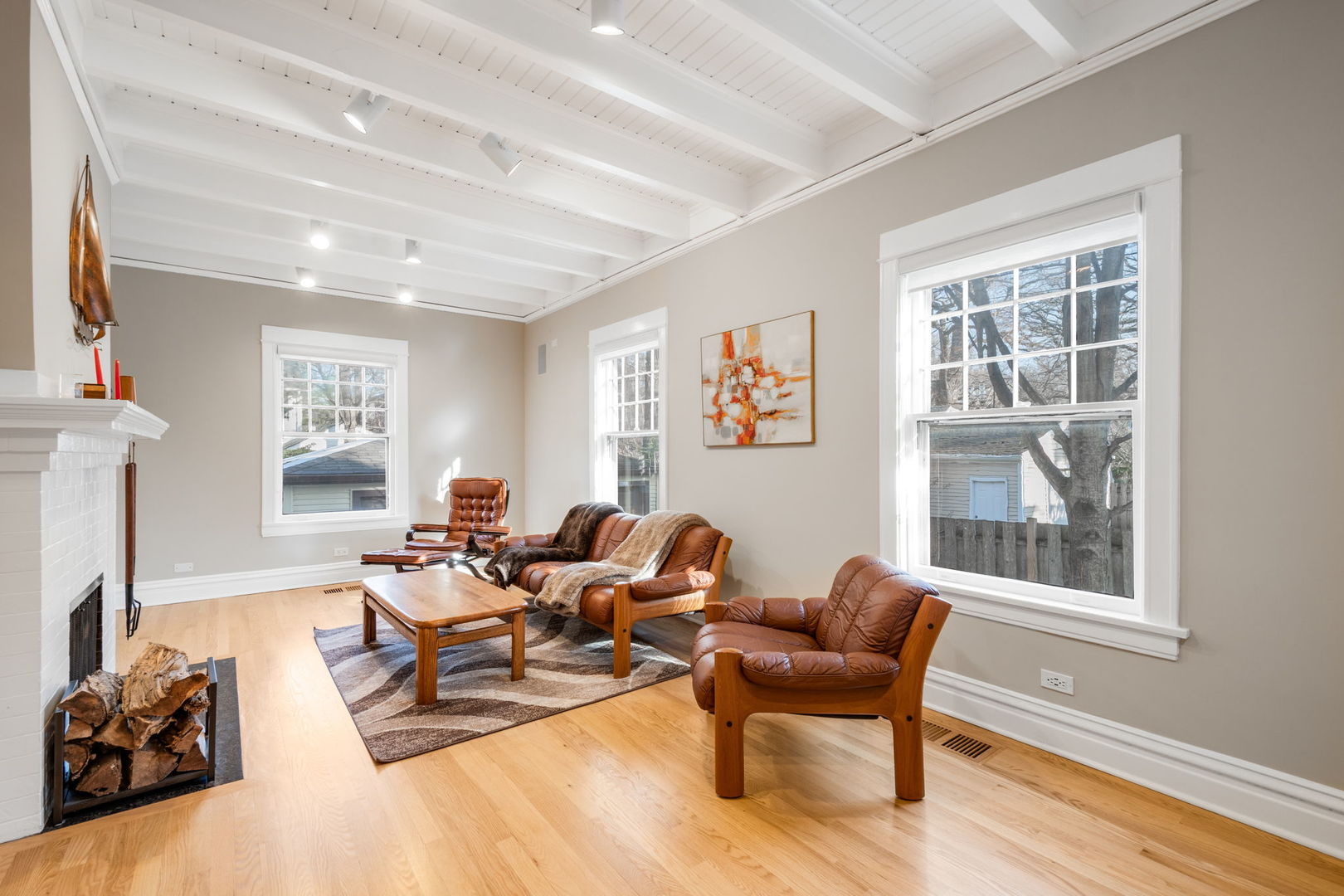 2509 Pioneer Road, Evanston, IL 60201