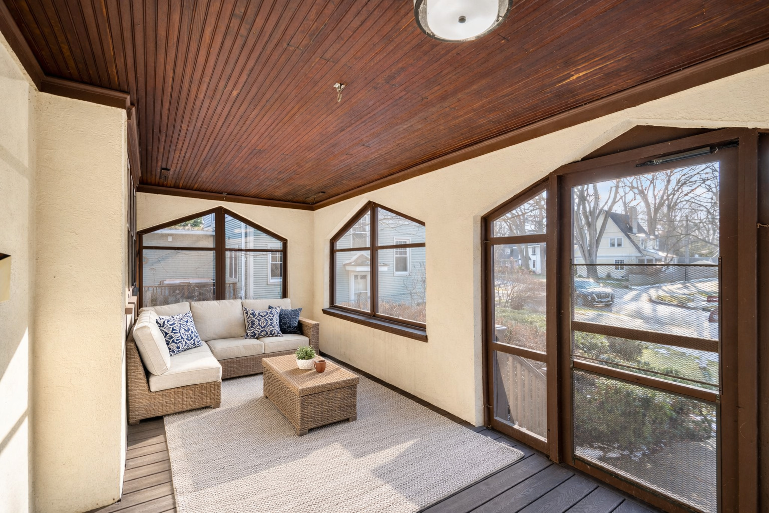 2509 Pioneer Road, Evanston, IL 60201